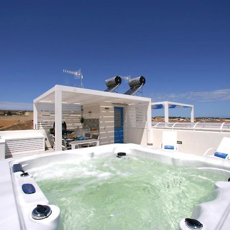 Itaca E Medea - Appartamenti Con Idromassaggio In Terrazza San Vito Lo Capo Extérieur photo