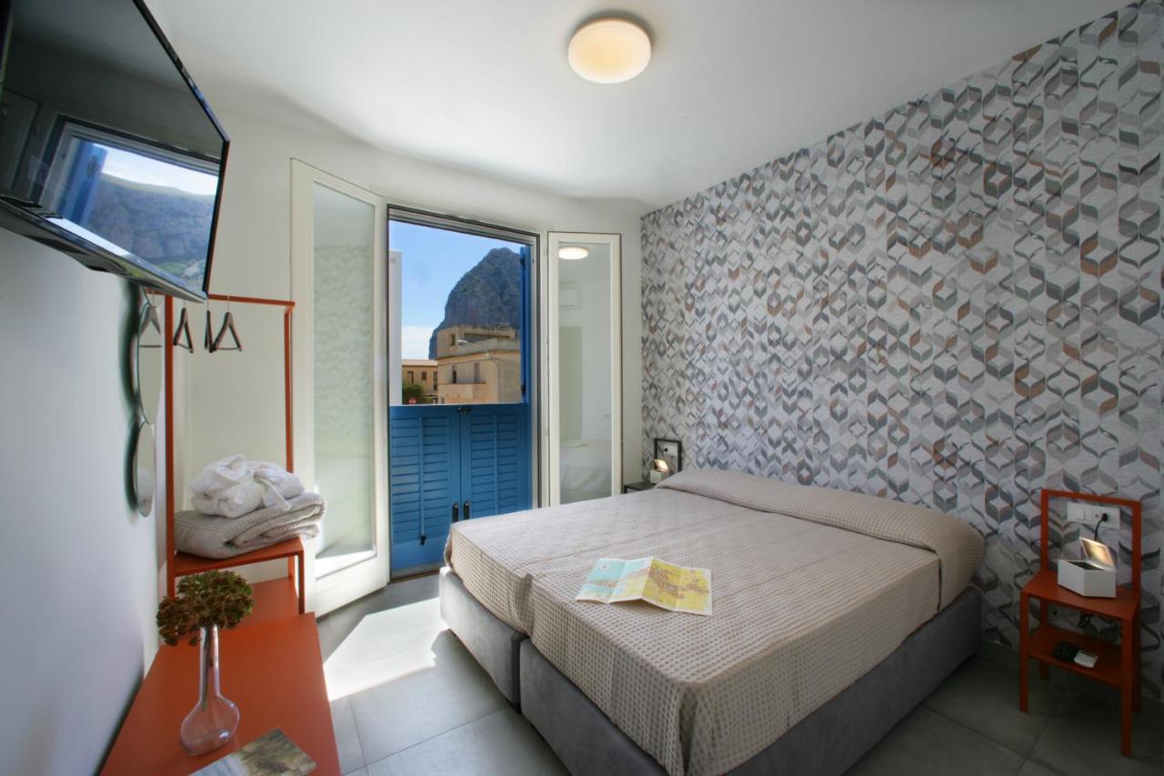 Itaca E Medea - Appartamenti Con Idromassaggio In Terrazza San Vito Lo Capo Extérieur photo